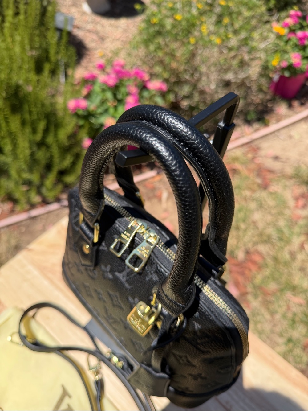 ✨COMING SOON✨ New LV Print Alma Empreinte BB Black Gold Embossed Monogram Bag - Picture 10 of 15